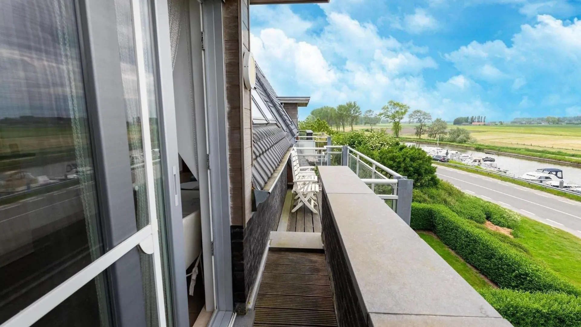 Beautiful Duplex Apartment With Fantastic Views Nieuwpoort